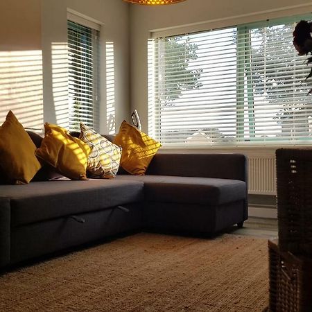 New Contemporary Flat Minutes From Airport & Nec Apartment Marston Green Exterior foto