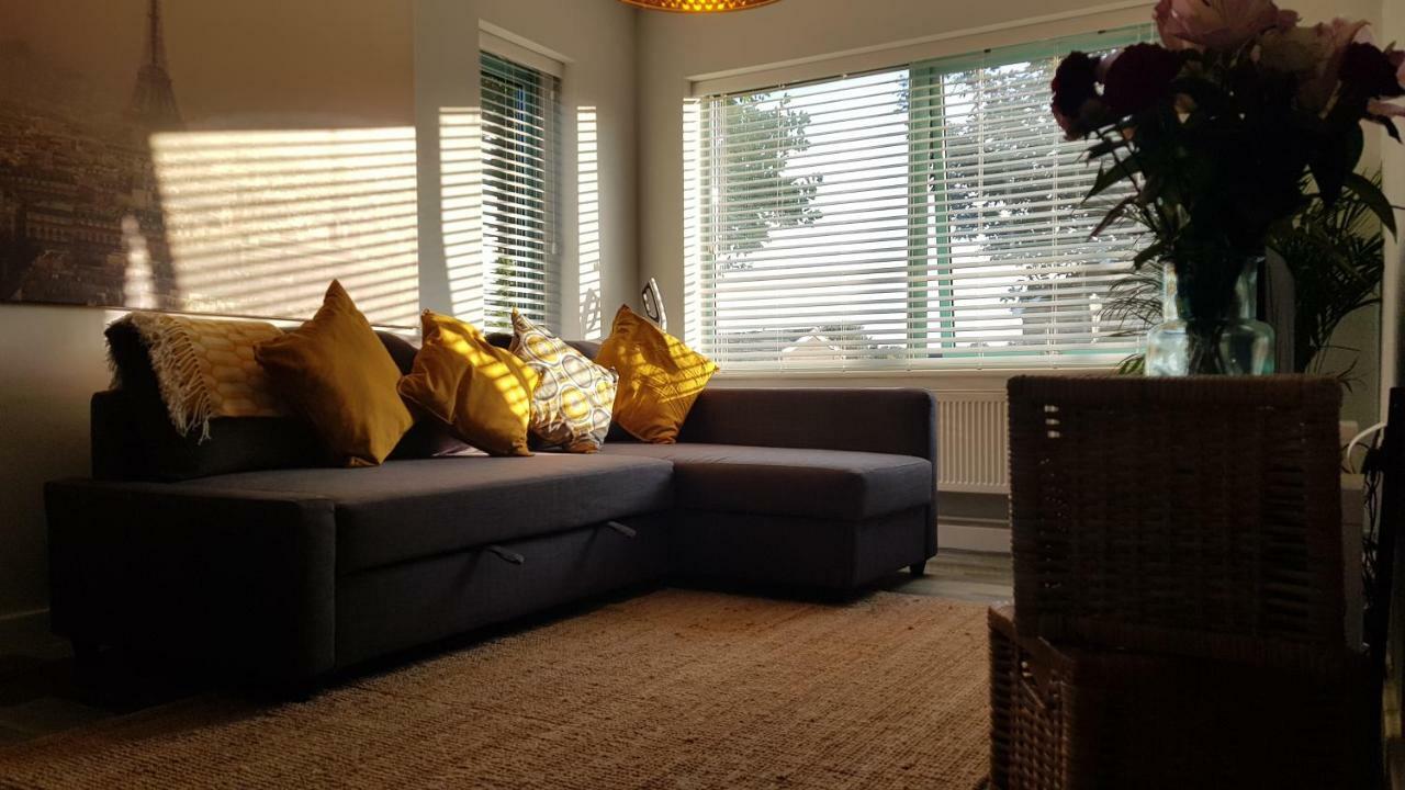 New Contemporary Flat Minutes From Airport & Nec Apartment Marston Green Exterior foto