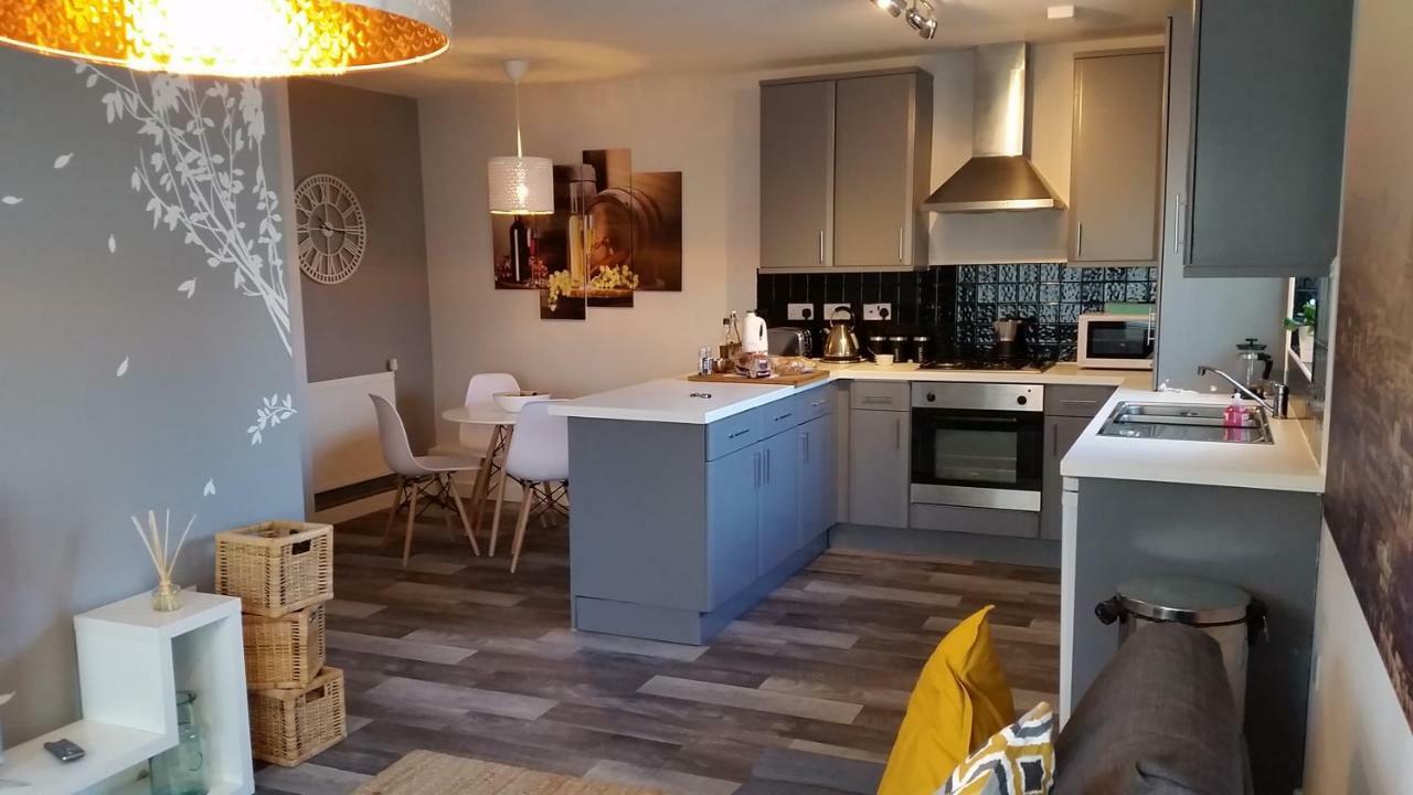 New Contemporary Flat Minutes From Airport & Nec Apartment Marston Green Exterior foto